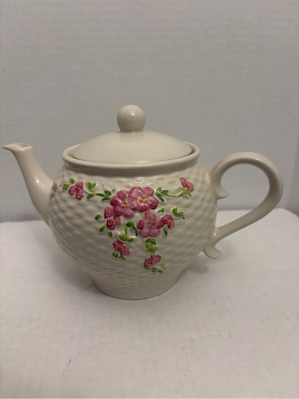 Vintage 1985 Teleflora Gift Ceramic Teapot - White Basketweave with Pink Flowers